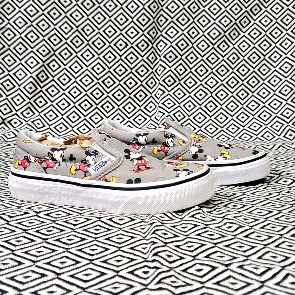Vans Classic Slip On Limited Edition Disney Boys Sz 11